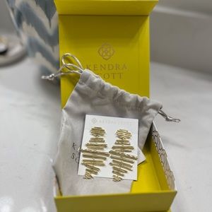 Kendra Scott Madelyn Statement Earrings GOLD